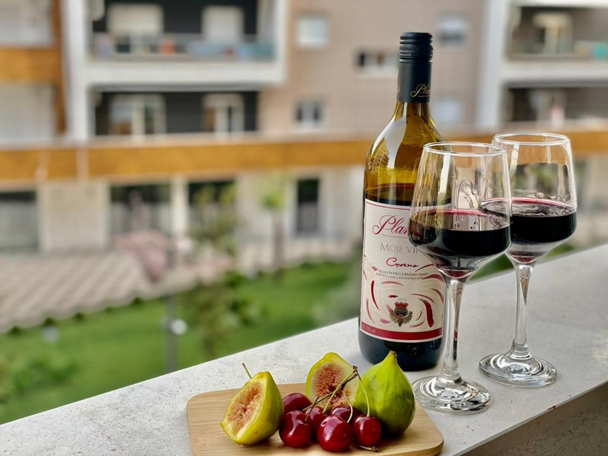 Olive Square Apartment Budva Luaran gambar