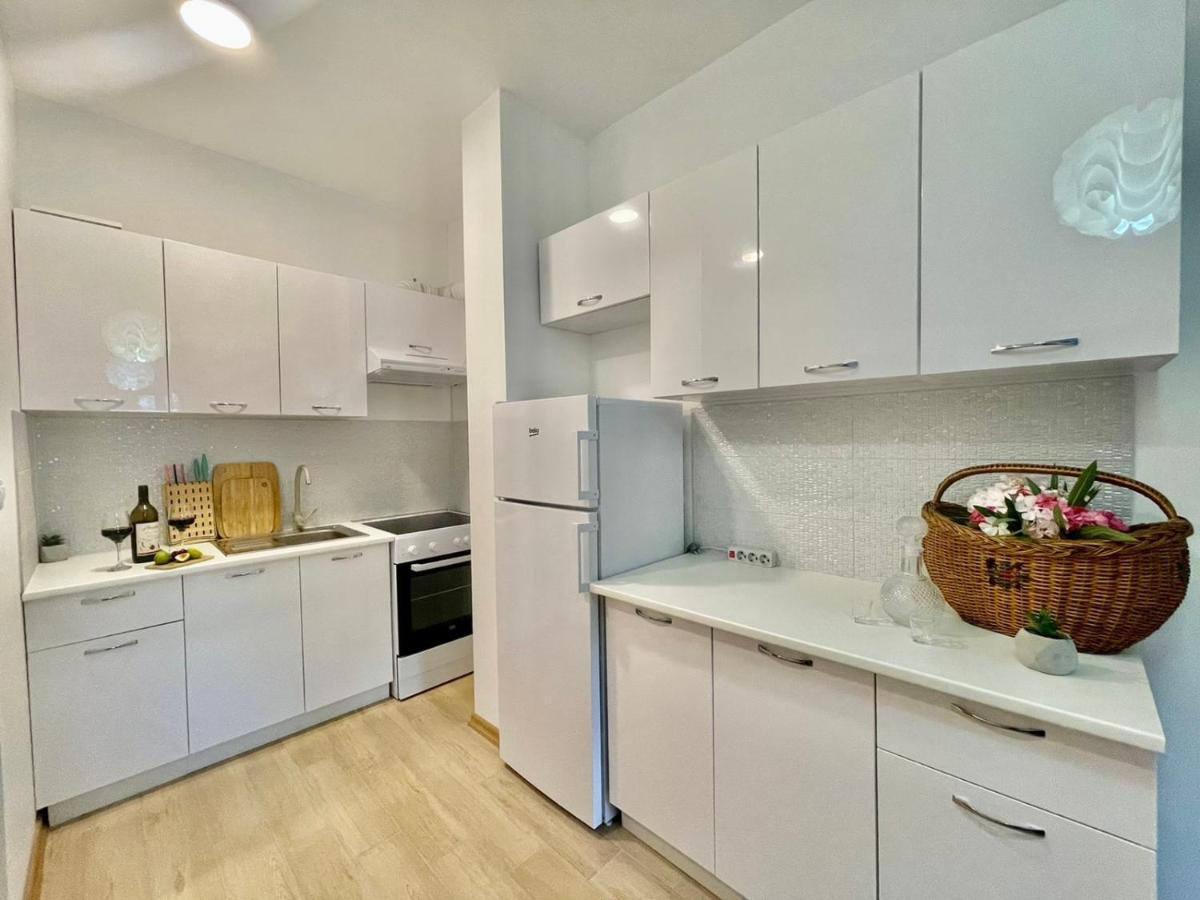 Olive Square Apartment Budva Luaran gambar