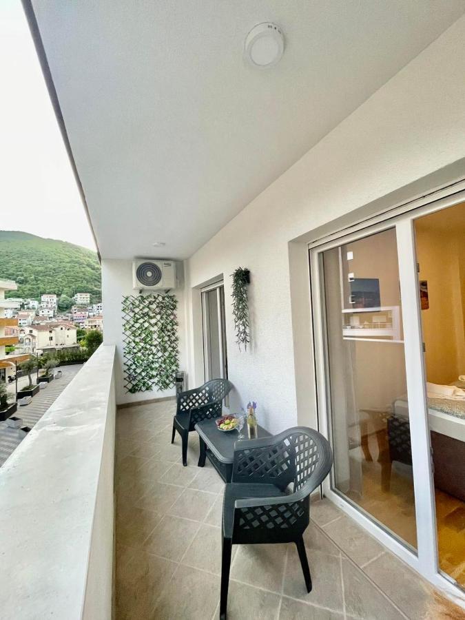 Olive Square Apartment Budva Luaran gambar