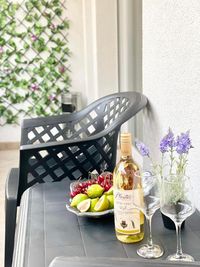 Olive Square Apartment Budva Luaran gambar